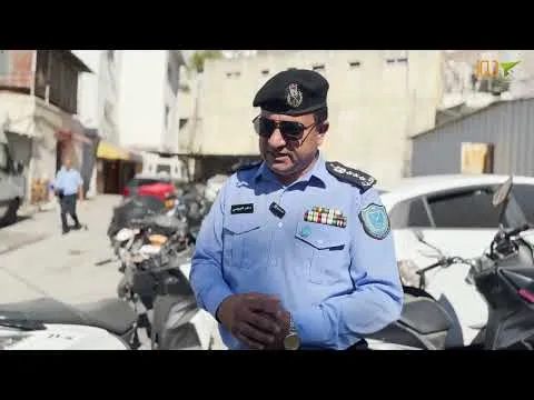 شرطة نابلس تتلف سيارات ودراجات نارية ومضخمات صوت مخالفة