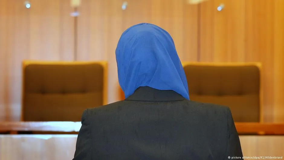 "المجلس الإسلامي الفرنسي": على الدولة حماية حق المرأة في الحجاب