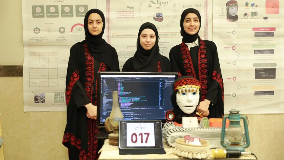 التربية واليونسكو تختتمان مشروع "الفتيات في التكنولوجيا"