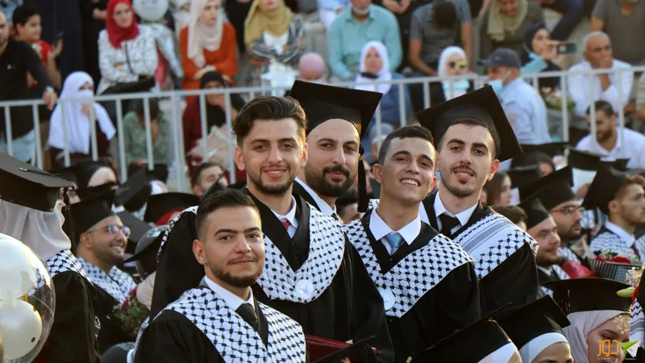 النجاح.. حفل تخريج الهندسة وتكنلوجيا المعلومات