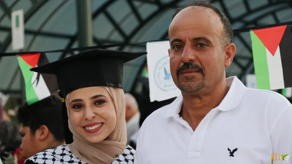 تخريج كلية الطب وعلوم الصحة - النجاح