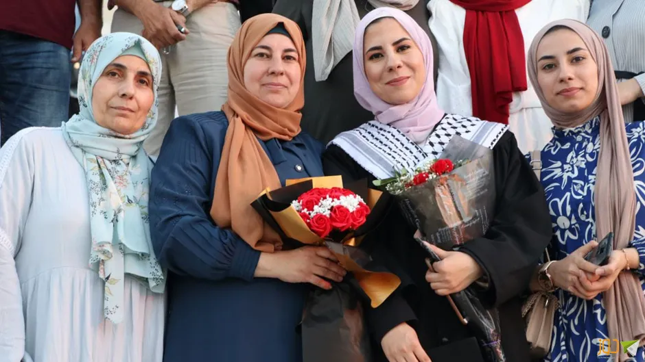 تخريج كلية الطب وعلوم الصحة - النجاح
